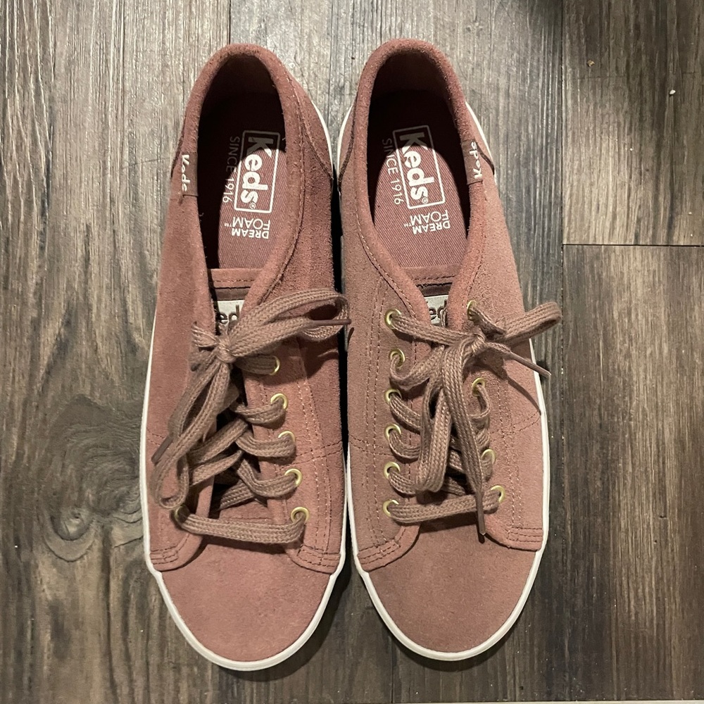 *SOLD* Keds - size 6